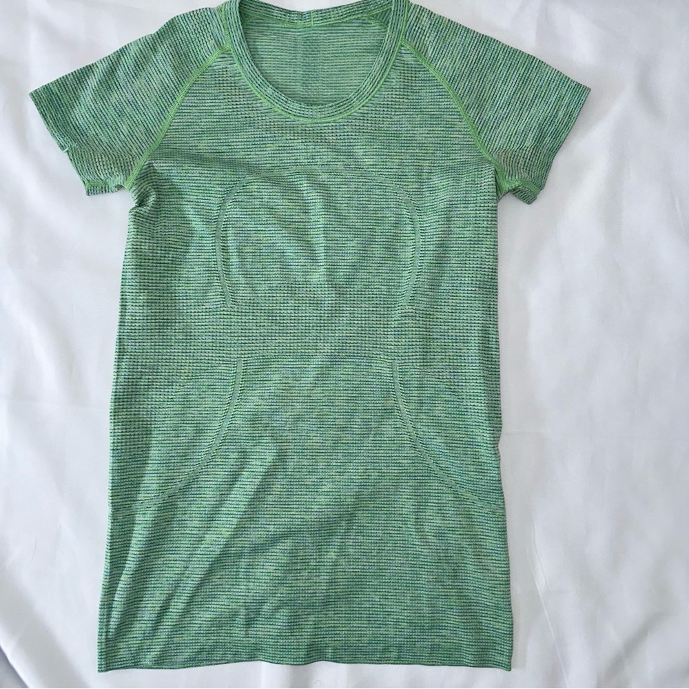 Lululemon run swiftly tech short sleeve pistachio green 8